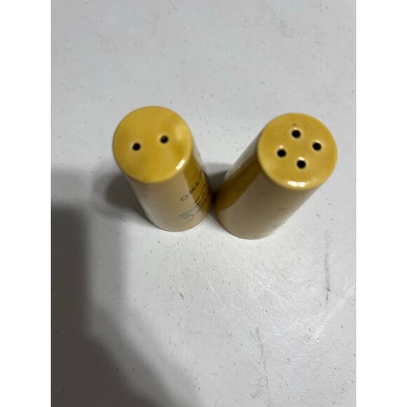 Vintage Oklahoma Salt and Pepper Shakers Made in Japan - Picture 3 of 8